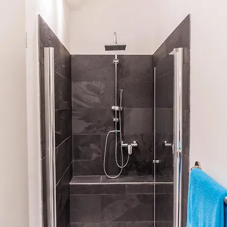 Liebig Apartment *